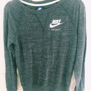 blue nike long sleeve shirt